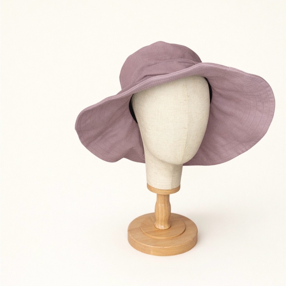 Elegant Lavender Wide-Brim Hat